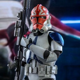 501st Battalion Clone Trooper (Deluxe) Star Wars The Clone Wars 1/6 Action Figure by Hot Toys